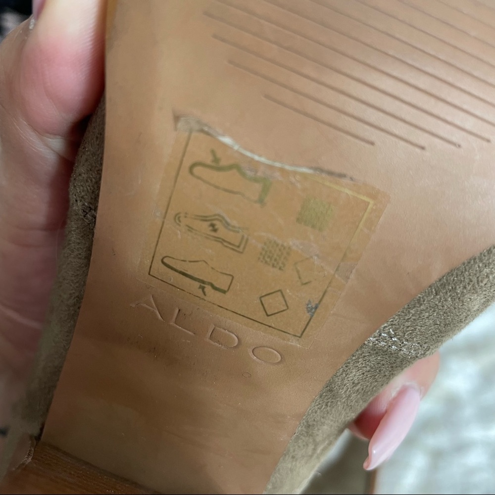 ALDO Booties - Picture 2 of 6